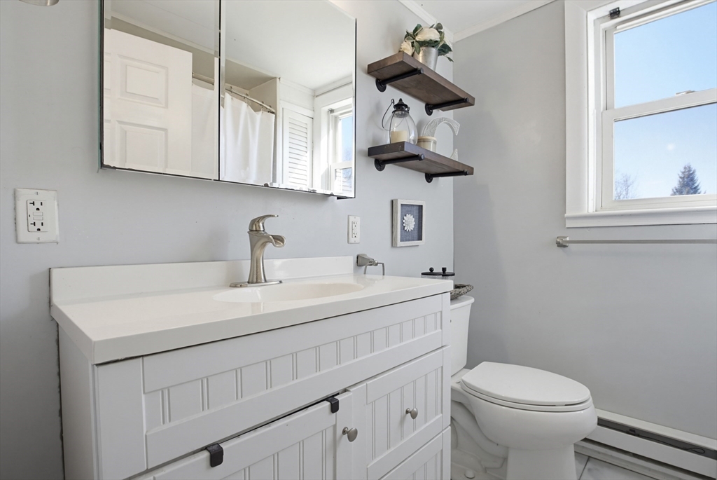 186 Doyle Road Holden, MA 01520 - Photo 20 of 29