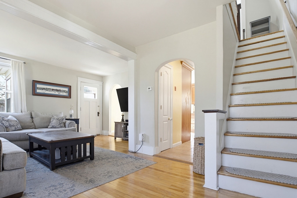 186 Doyle Road Holden, MA 01520 - Photo 10 of 29