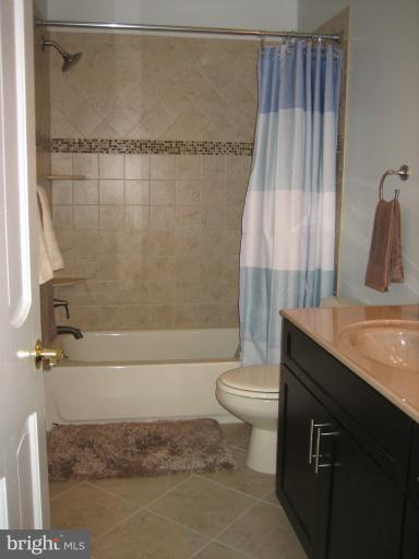 12411 Caisson Road Fairfax, VA 22030 - Photo 19 of 30 Bath