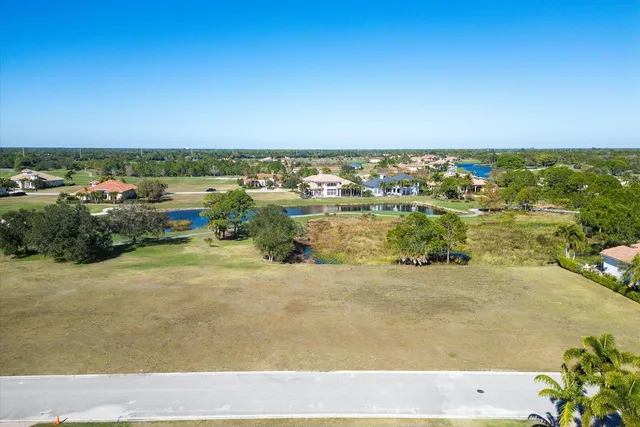 $550,000 | 107 Southeast Rio Casarano, Port St. Lucie, FL 34984