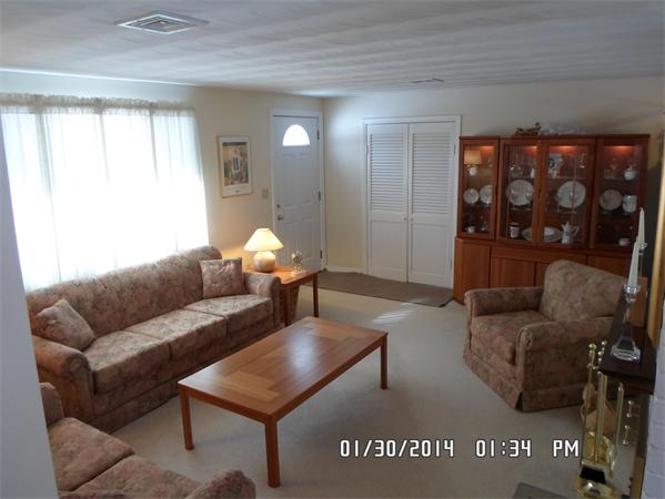10 Philip Road Framingham, MA 01701 - Photo 17 of 29 Gallery Image 17