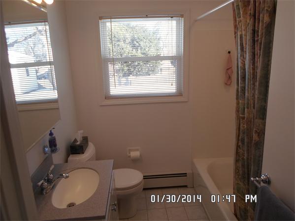 10 Philip Road Framingham, MA 01701 - Photo 3 of 29 Gallery Image 3