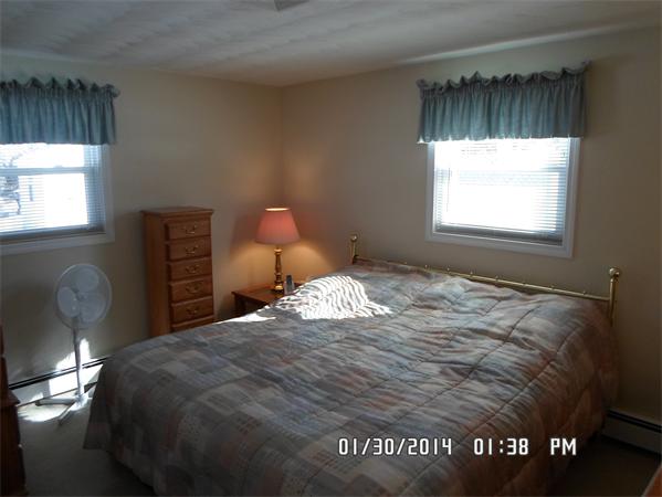 10 Philip Road Framingham, MA 01701 - Photo 4 of 29 Gallery Image 4