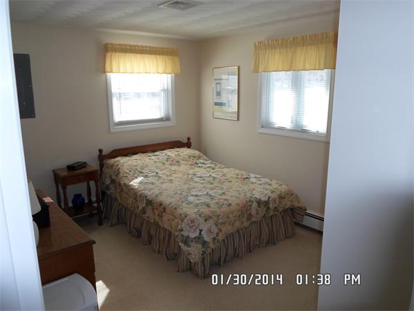 10 Philip Road Framingham, MA 01701 - Photo 5 of 29 Gallery Image 5