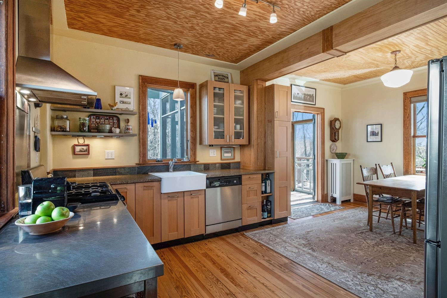 734 Spring Street Ann Arbor, MI 48103 - Photo 12 of 43 Photo 12