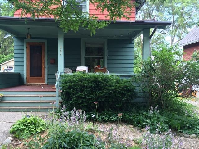 734 Spring Street Ann Arbor, MI 48103 - Photo 4 of 43 Photo 4