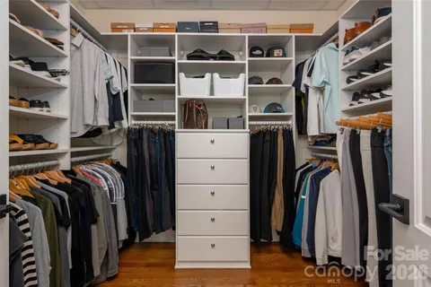 $830,000 | 400 North Church Street, Unit 616, Charlotte, NC 28202