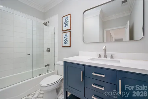 $830,000 | 400 North Church Street, Unit 616, Charlotte, NC 28202