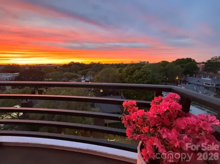 $830,000 | 400 North Church Street, Unit 616, Charlotte, NC 28202