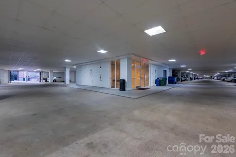 $830,000 | 400 North Church Street, Unit 616, Charlotte, NC 28202