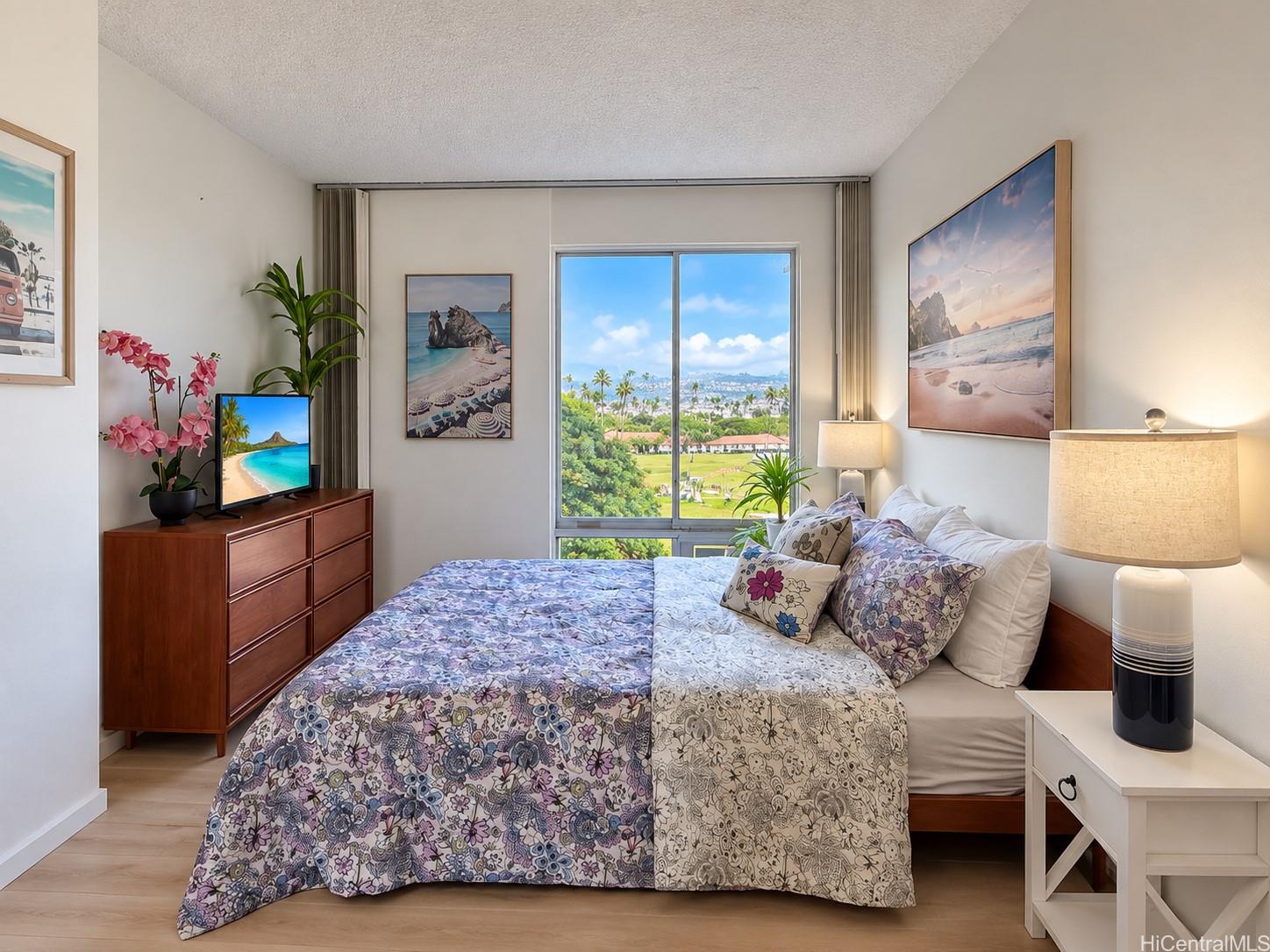240 Makee Road, Unit 4C Honolulu, HI 96815 - Photo 3 of 25 Gallery Image 3