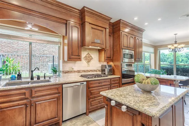 $685,000 | 2810 Wren Lane, Richardson, TX 75082