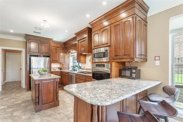 $685,000 | 2810 Wren Lane, Richardson, TX 75082