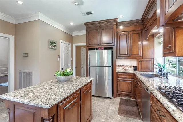 $685,000 | 2810 Wren Lane, Richardson, TX 75082