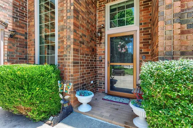 $685,000 | 2810 Wren Lane, Richardson, TX 75082