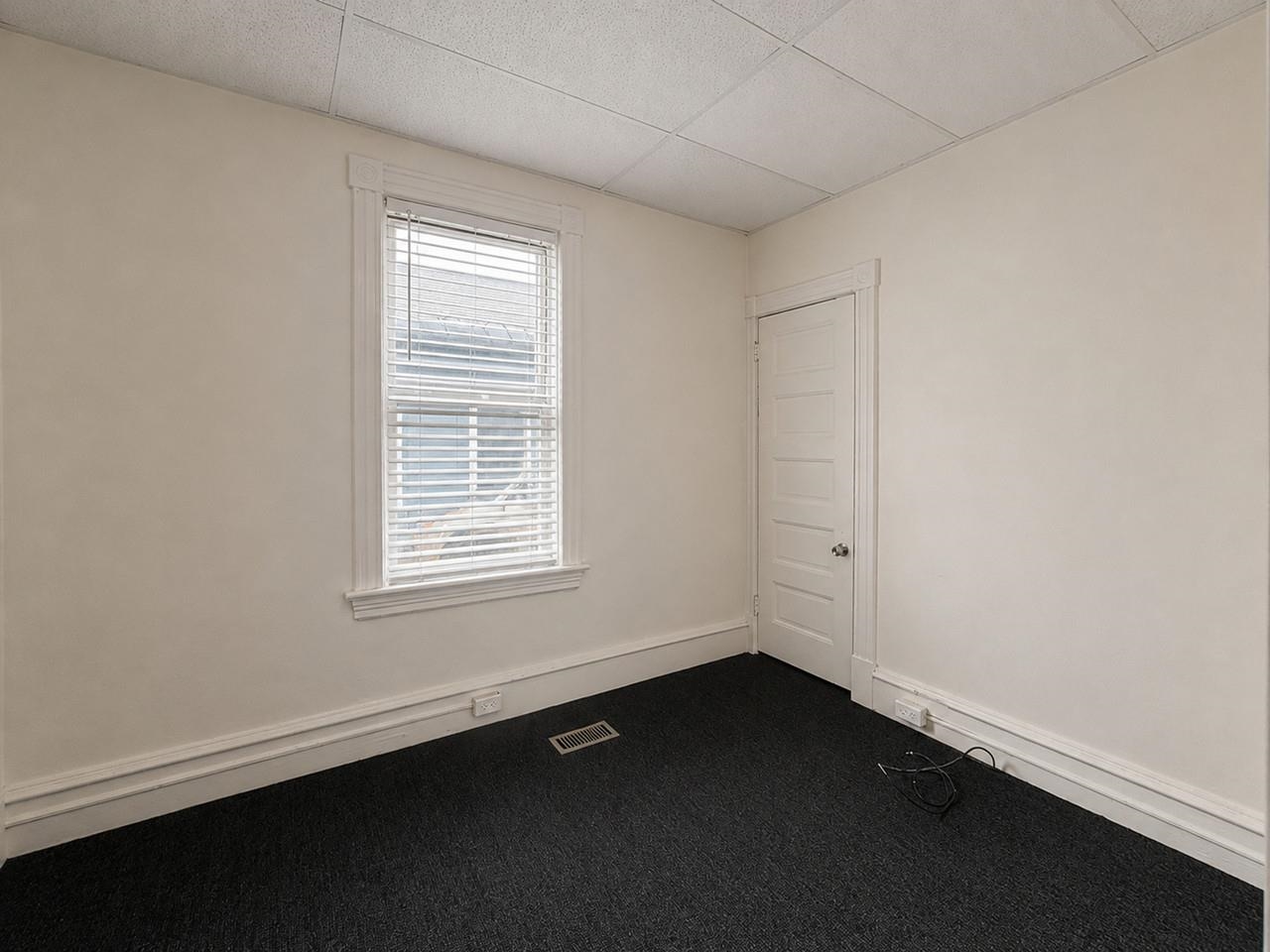 25 Peru Street Burlington, VT 05401 - Photo 13 of 35