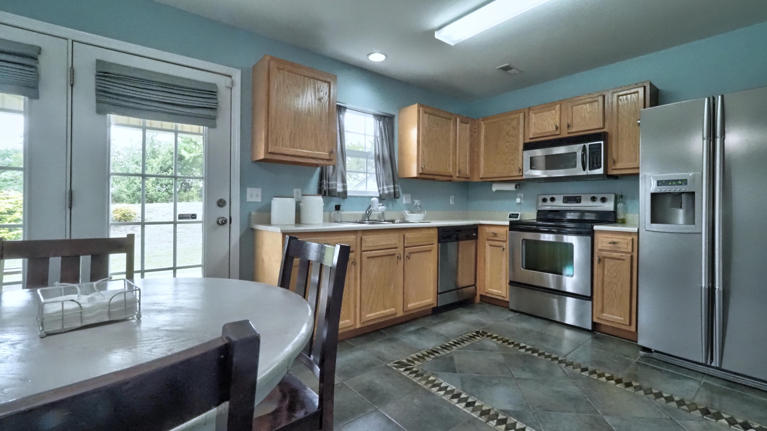 1243 Elsborn Ridge Road Maryville, TN 37801 - Photo 5 of 16 kitchen01