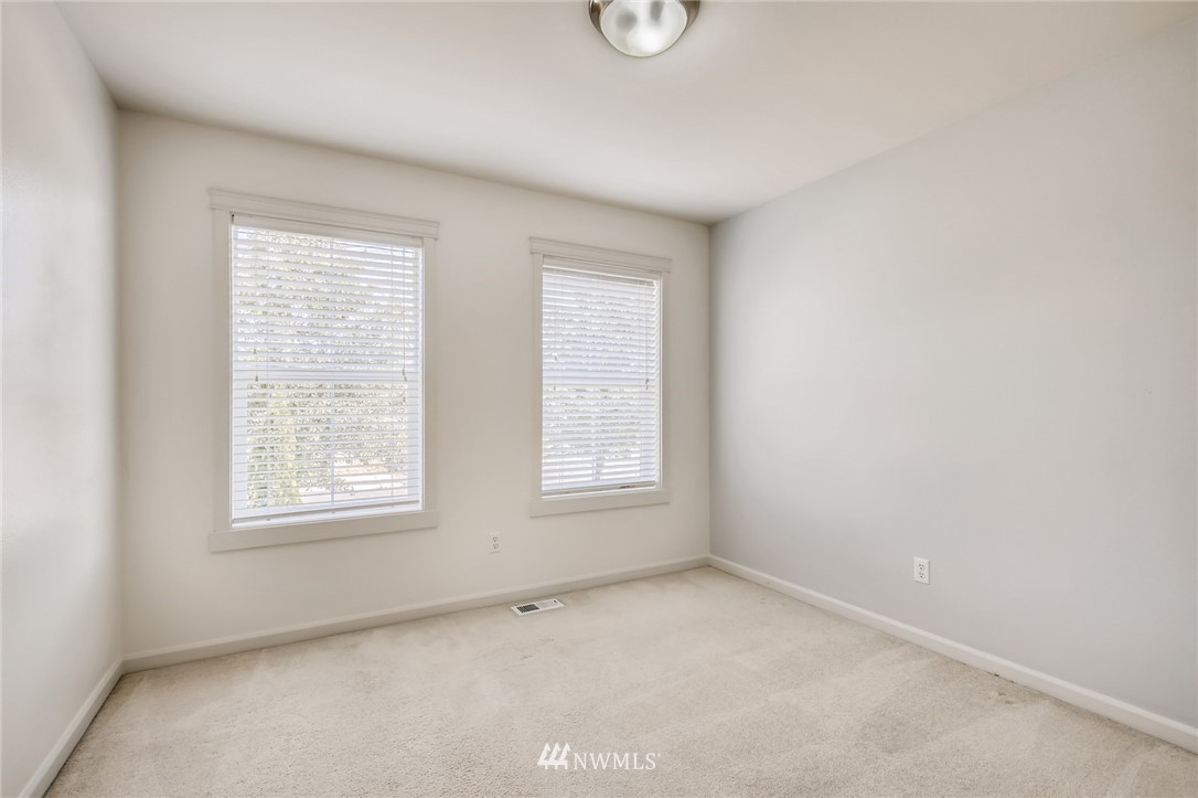 15403 40th Drive Southeast Bothell, WA 98012 - Photo 12 of 22 Gallery Image 12