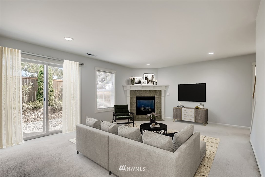 15403 40th Drive Southeast Bothell, WA 98012 - Photo 3 of 22 Gallery Image 3