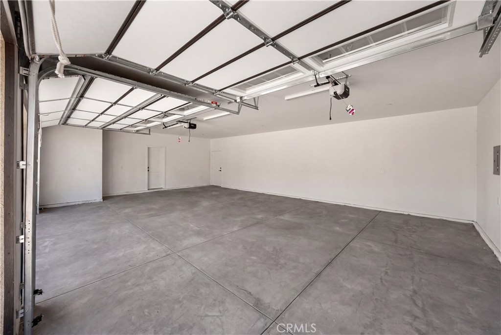 22324 Rancho Street Apple Valley, CA 92308 - Photo 37 of 47 a view of small space