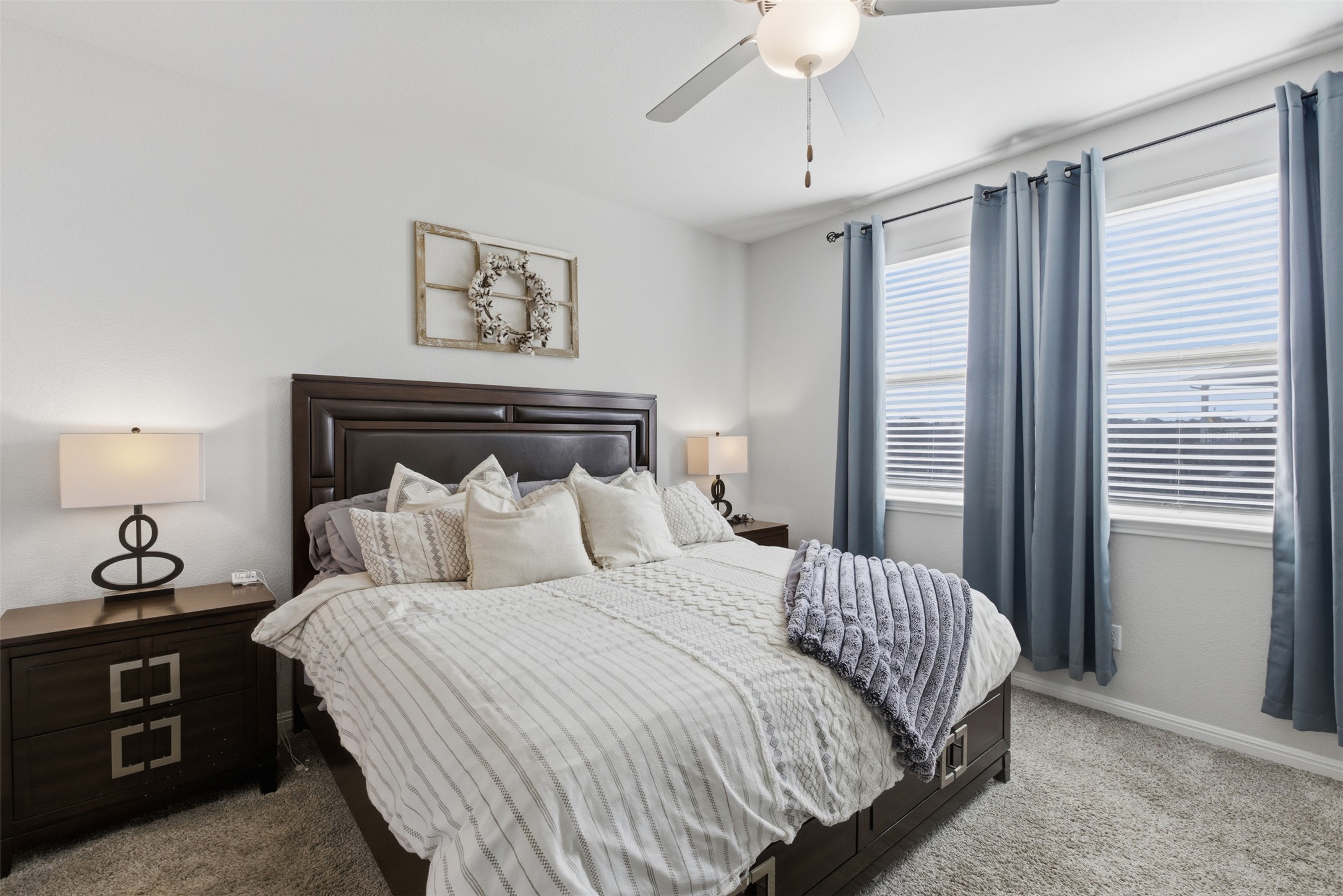 431 Dipprey Lane Georgetown, TX 78628 - Photo 19 of 39 a bedroom with double bed and a window