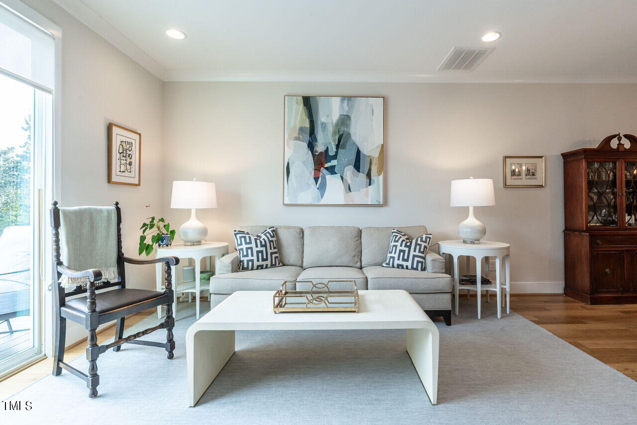 608 Watauga Street Raleigh, NC 27604 - Photo 14 of 27 018-1280x960-family-room