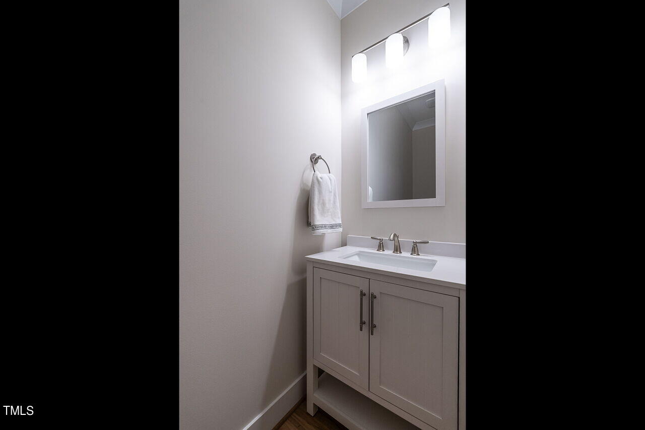 608 Watauga Street Raleigh, NC 27604 - Photo 25 of 27 029-1280x960-bath-lower
