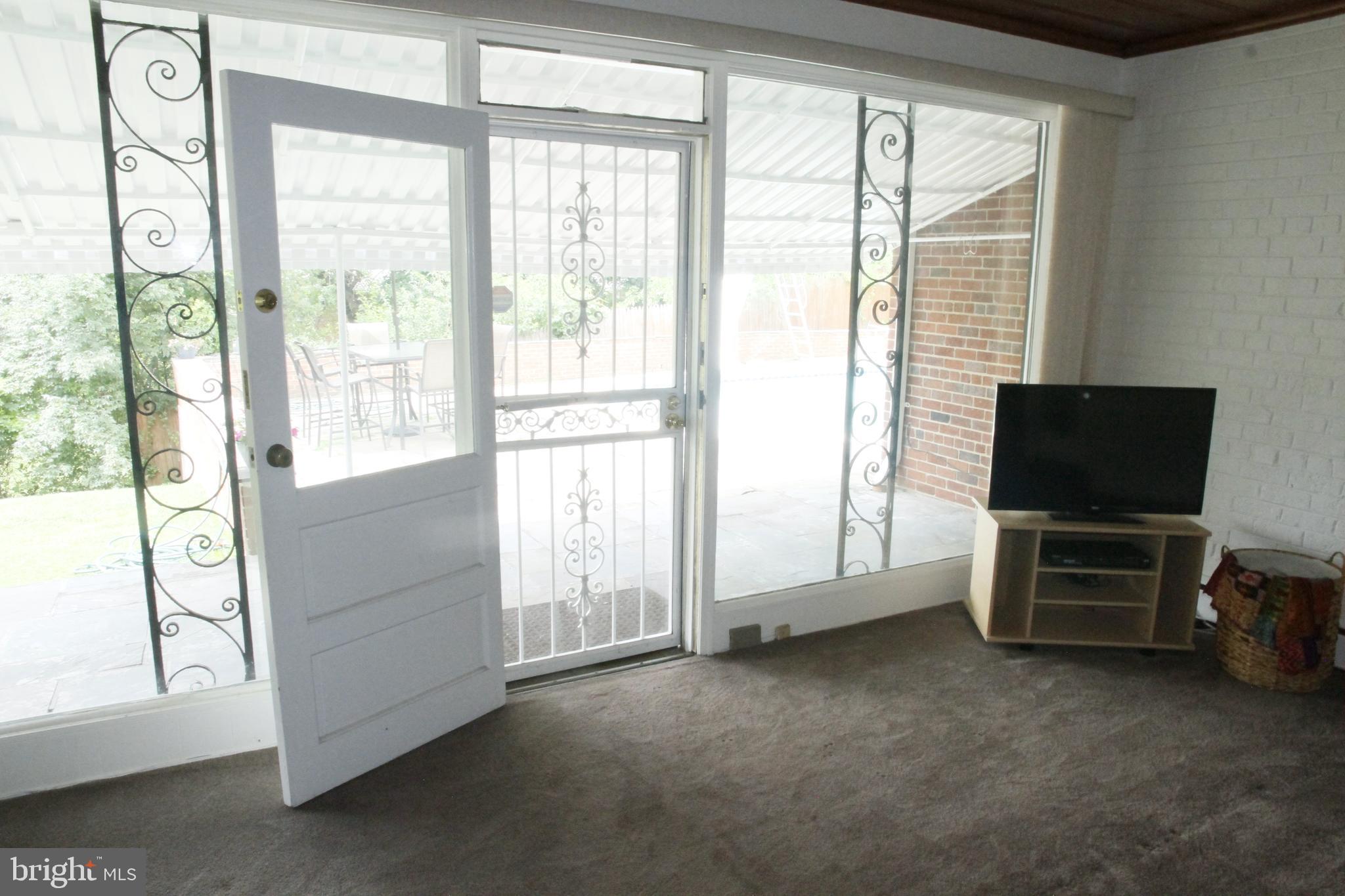 1018 McCeney Avenue Silver Spring, MD 20901 - Photo 18 of 62 Family Room
