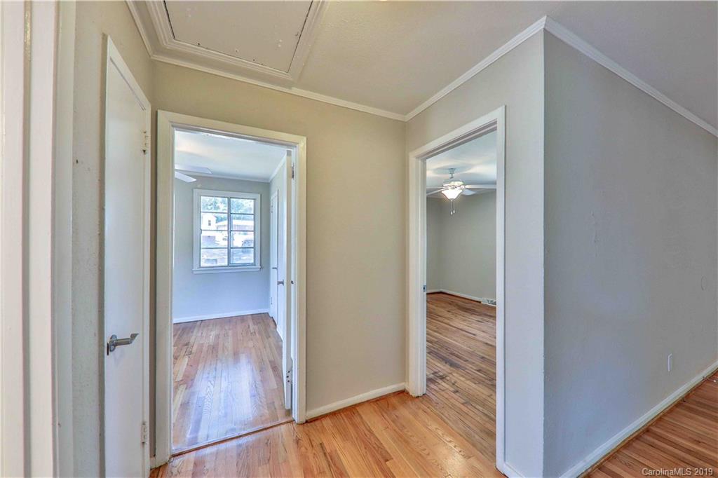 3023 Minnesota Road, Unit 3023 Charlotte, NC 28208 - Photo 9 of 17 Gallery Image 9