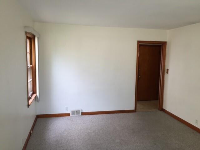 3605 West Ohio Avenue Milwaukee, WI 53215 - Photo 7 of 8 7