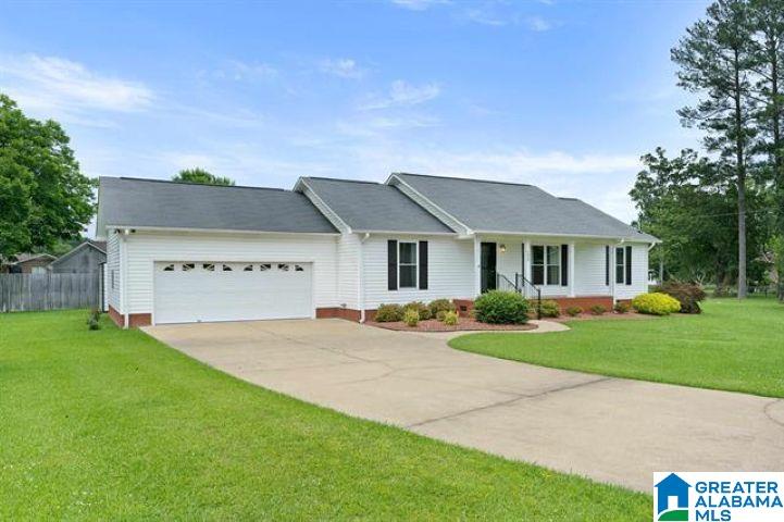 208 Ward Circle Gadsden, AL 35905 - Photo 1 of 31