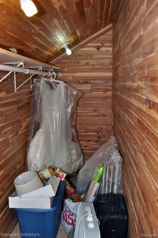 1562 Sheffield Road Birmingham, MI 48009 - Photo 14 of 20 Cedar Closet