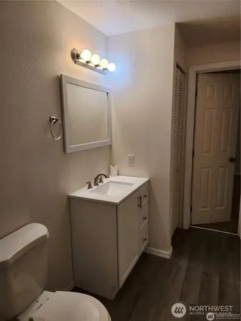 $1,550 | 9717 Danwood Lane Northwest, Unit 2, Silverdale, WA 98383