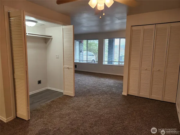 $1,550 | 9717 Danwood Lane Northwest, Unit 2, Silverdale, WA 98383