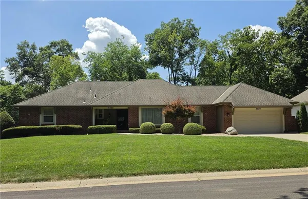 $279,000 | 4320 South Dover Avenue, Independence, MO 64055