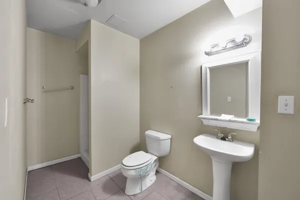 $325,000 | 6874 Mercedes Avenue, Portage, IN 46368