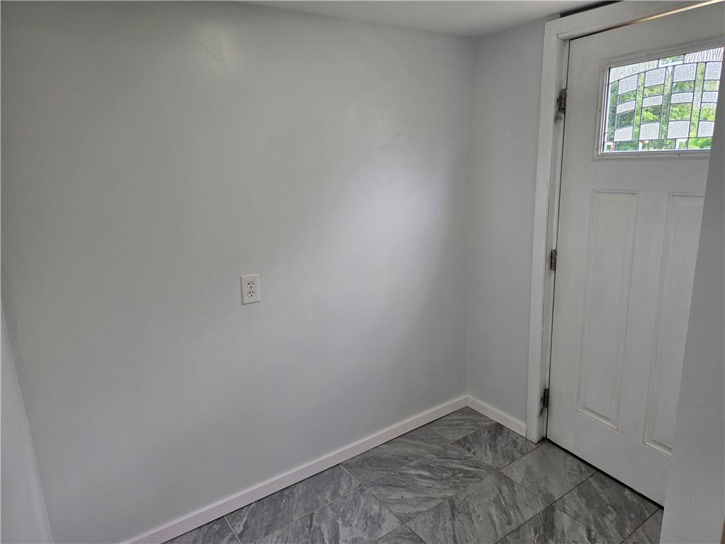 101 Sandy Hill Road Valencia, PA 16059 - Photo 7 of 17