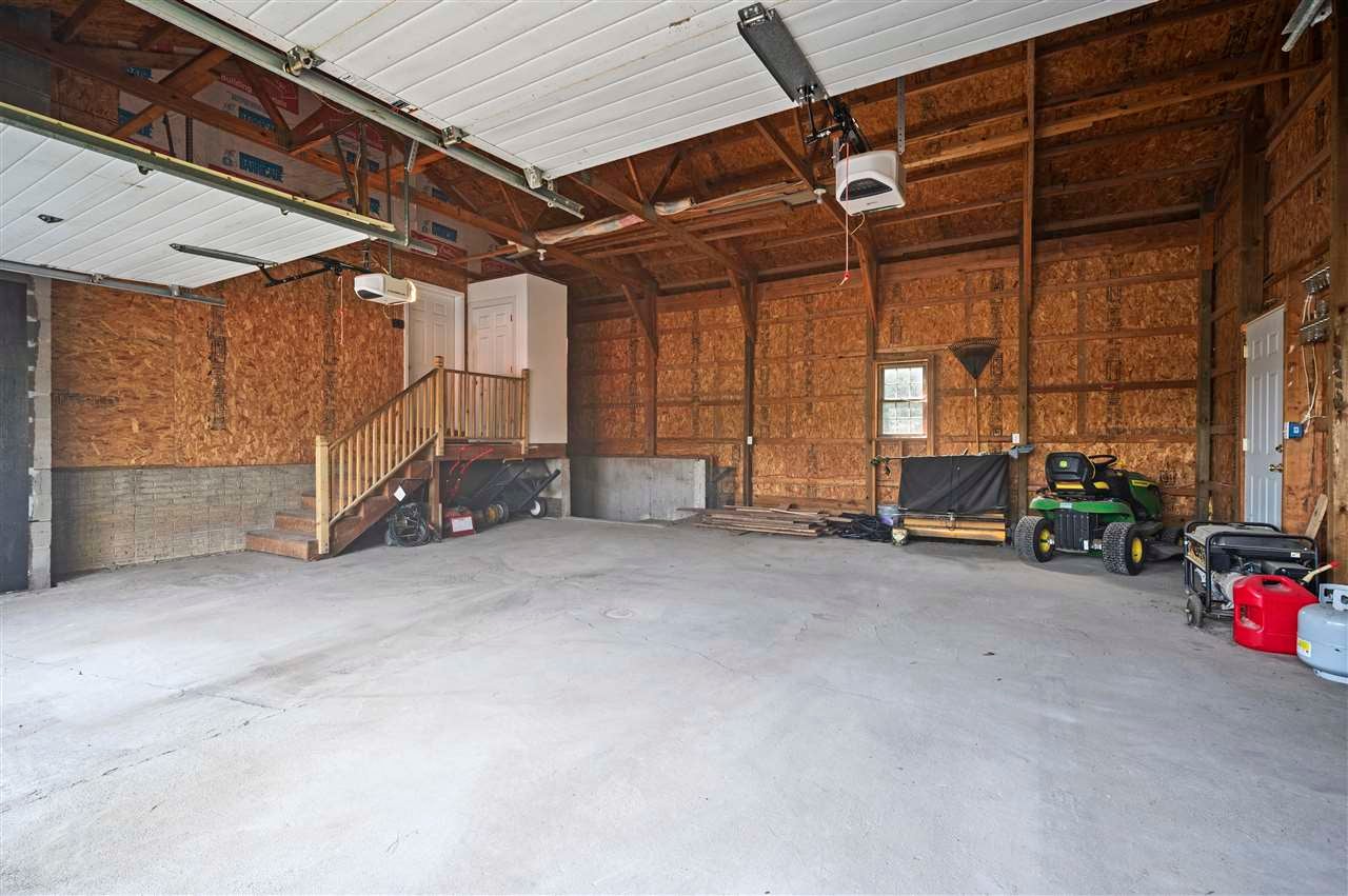 3025 Hidden Meadow Lane Riverside, IA 52327 - Photo 13 of 39 Large 30x30 garage