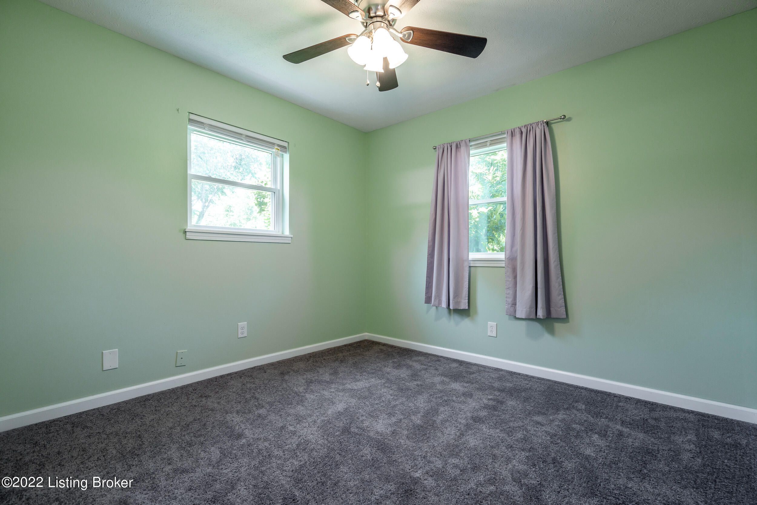 11211 Torrington Road Louisville, KY 40272 - Photo 20 of 24 11211 Torrington Rd-28
