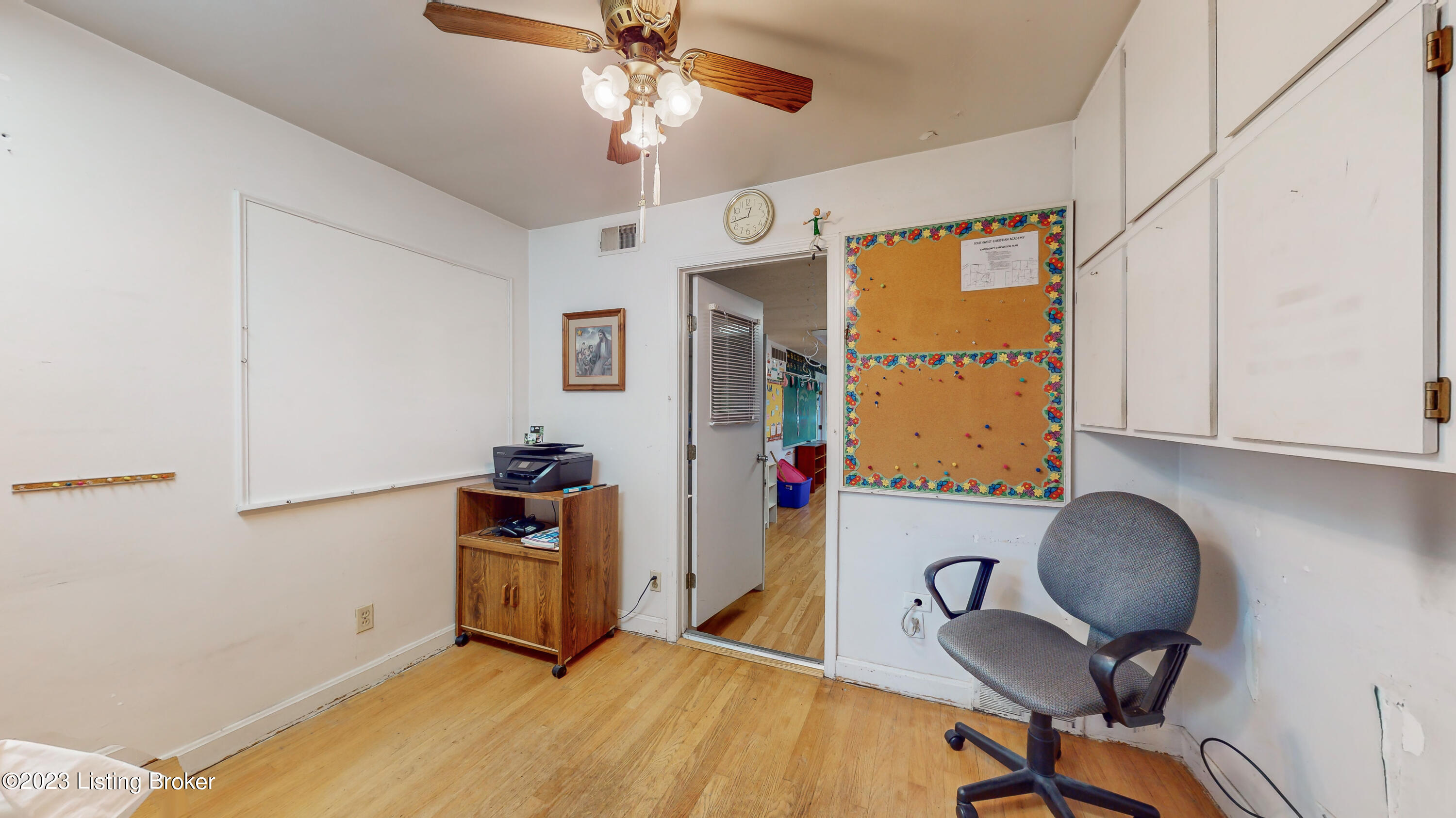 5000 Valley Station Road Louisville, KY 40272 - Photo 20 of 57 5000-Valley-Station-Rd_023