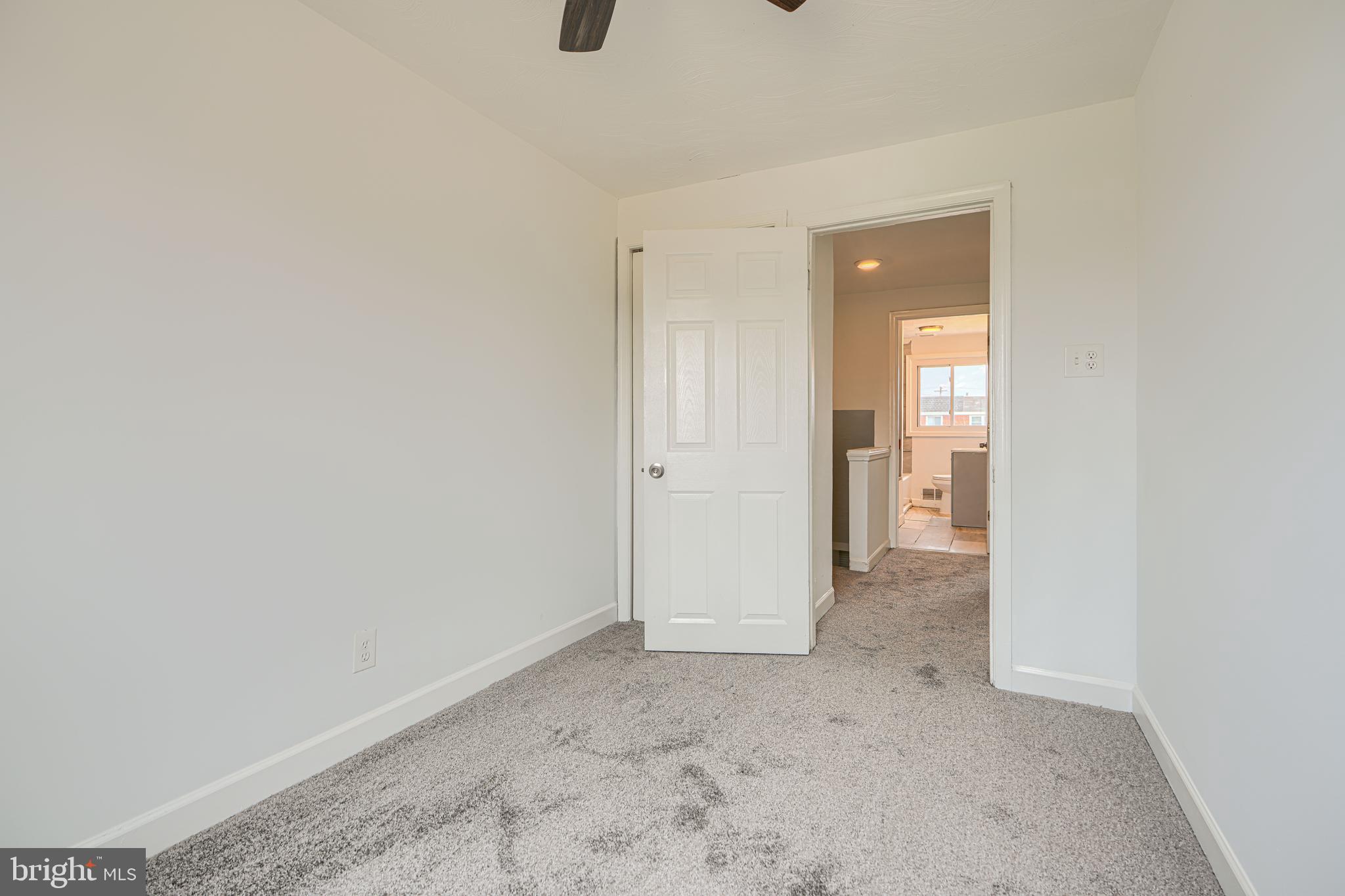 7827 Harold Road Dundalk, MD 21222 - Photo 17 of 45