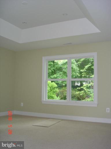 322 Franklin Avenue Silver Spring, MD 20901 - Photo 12 of 23 Large master bedroom
