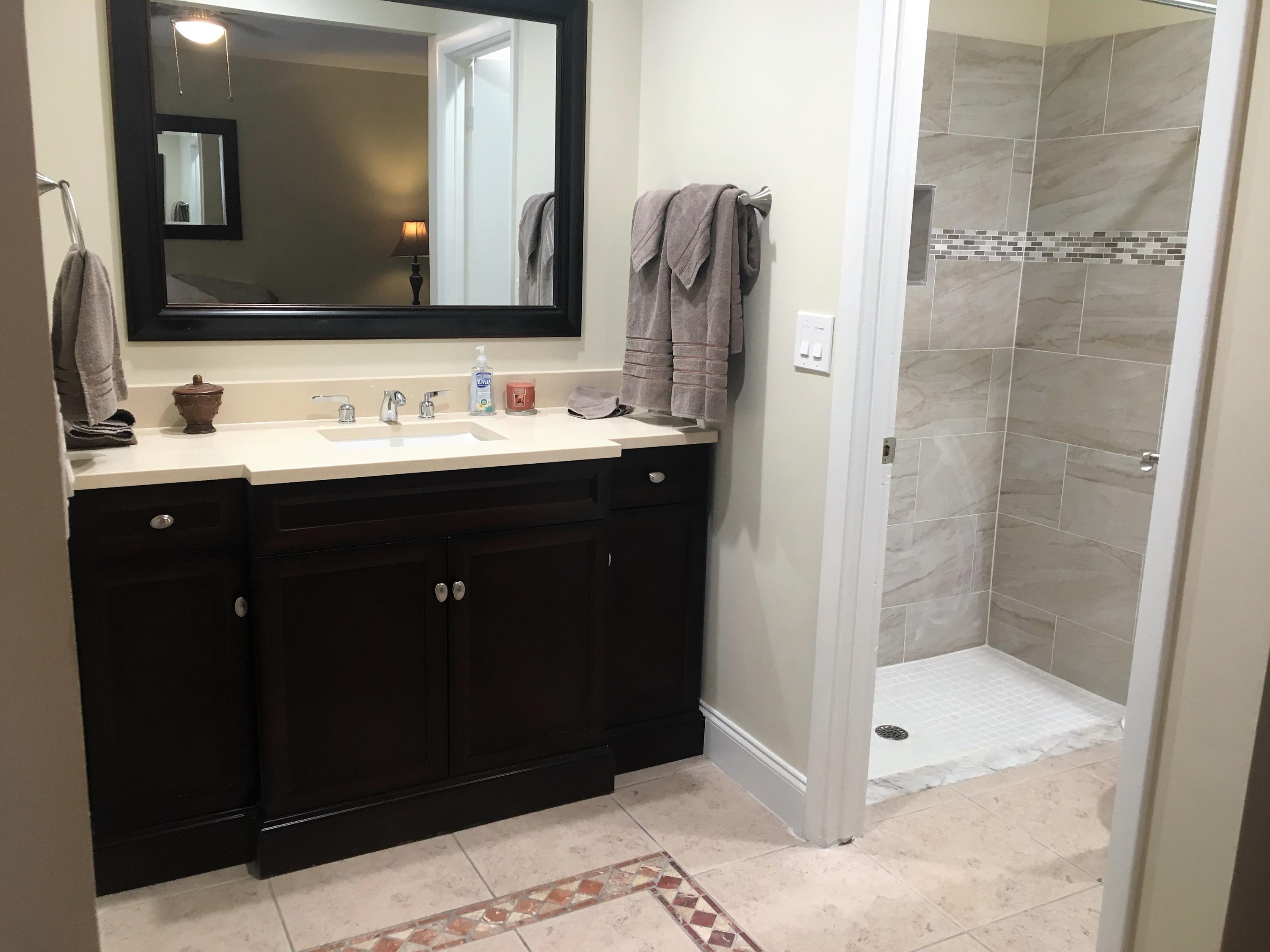 7200 Pine Manor Drive Lake Worth, FL 33467 - Photo 23 of 48 second bathroom1