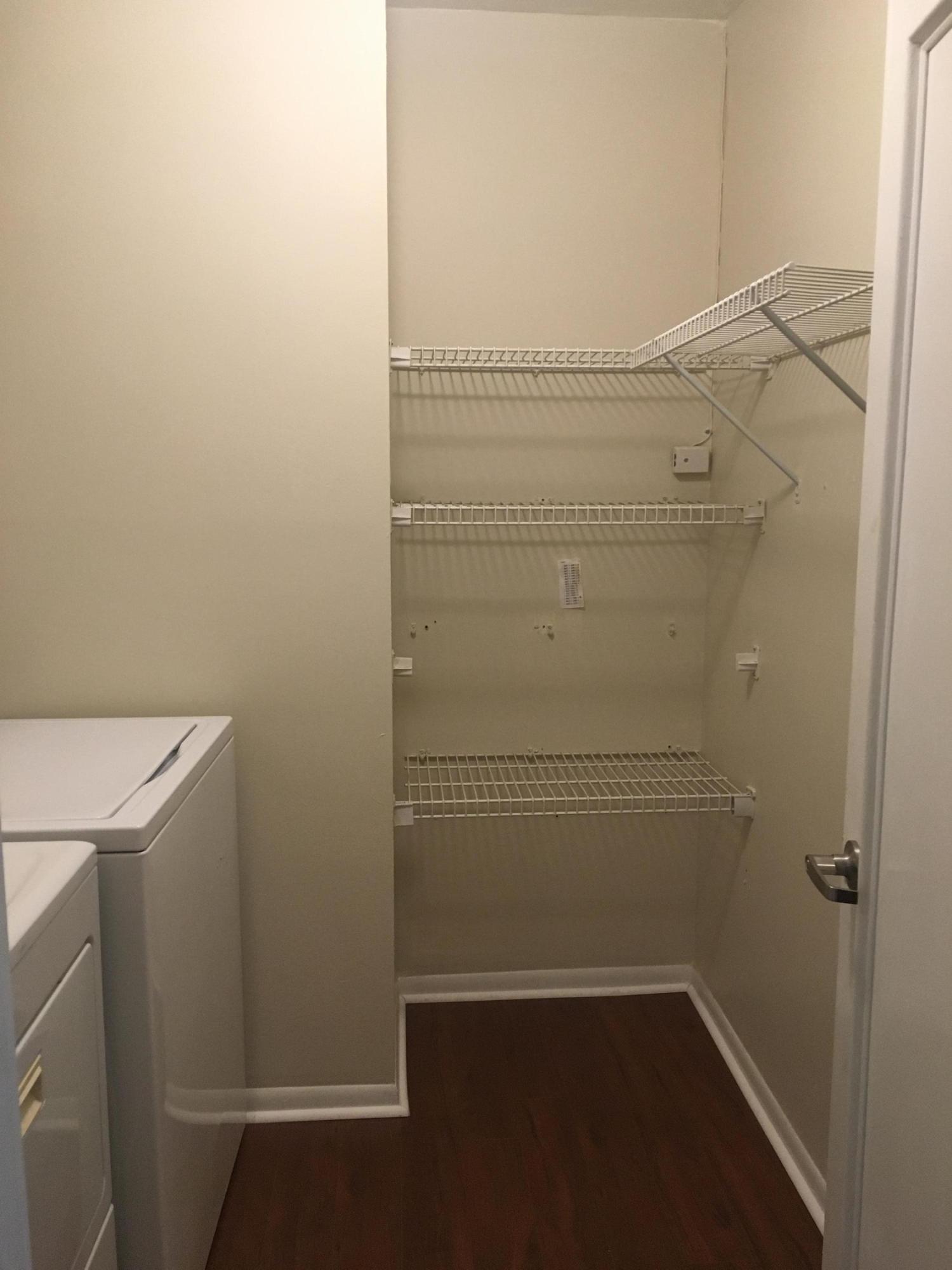 7200 Pine Manor Drive Lake Worth, FL 33467 - Photo 37 of 48 laundry room1