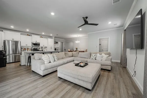 $319,000 | 248 Waters Rdg Drive, Lavon, TX 75166