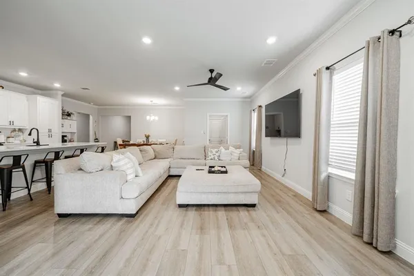 $319,000 | 248 Waters Rdg Drive, Lavon, TX 75166