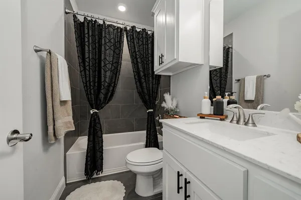 $319,000 | 248 Waters Rdg Drive, Lavon, TX 75166