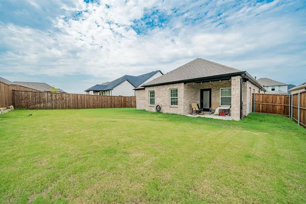 $319,000 | 248 Waters Rdg Drive, Lavon, TX 75166