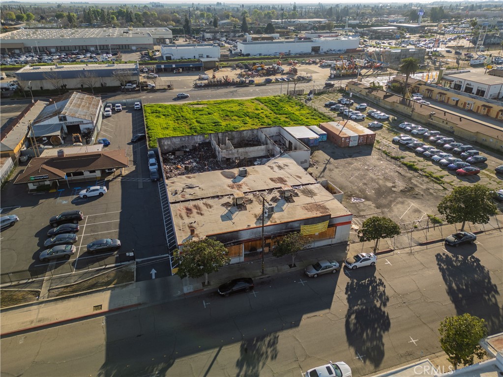 1346 West Main Street Merced, CA 95340 - Photo 1 of 11