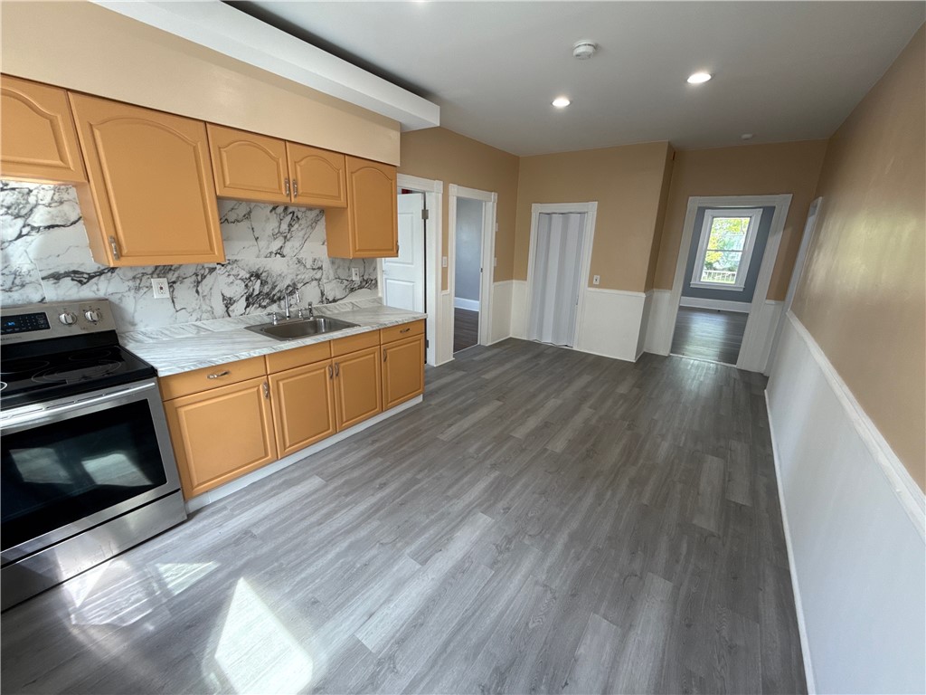 191 Grove Street Woonsocket, RI 02895 - Photo 5 of 7